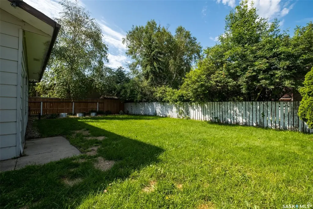 3075 Sherman Drive Prince Albert SK S6V 7H5