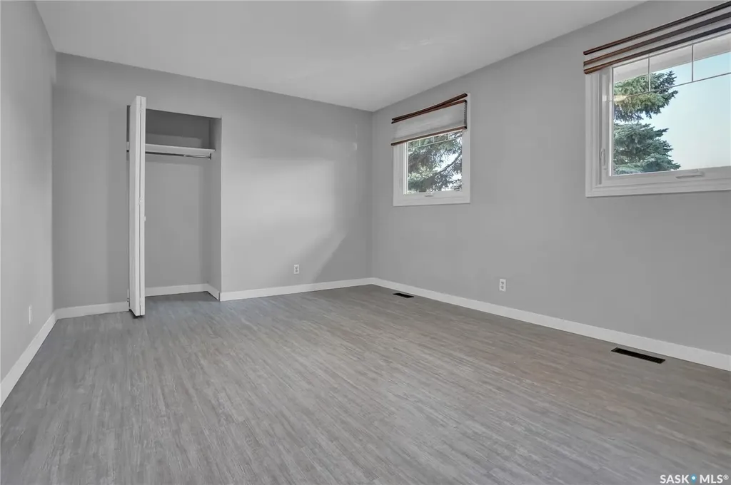1228 Athabasca Street W Moose Jaw SK S6H 6C6