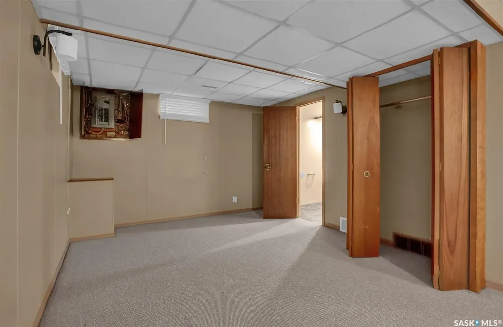 1228 Athabasca Street W Moose Jaw SK S6H 6C6