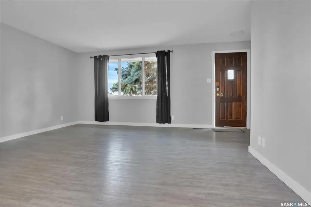 1228 Athabasca Street W Moose Jaw SK S6H 6C6