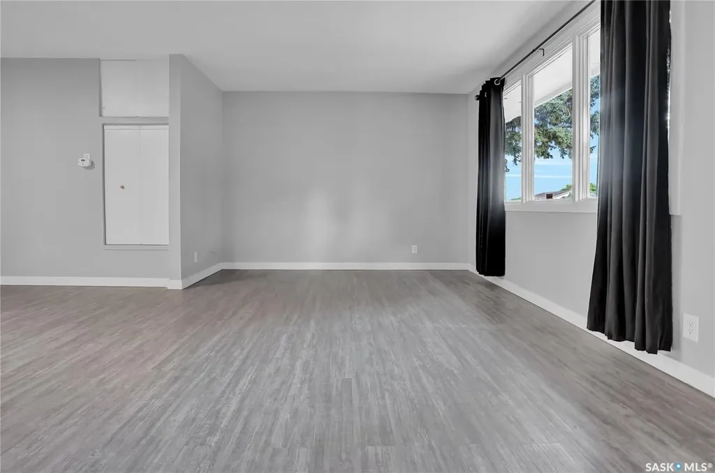 1228 Athabasca Street W Moose Jaw SK S6H 6C6