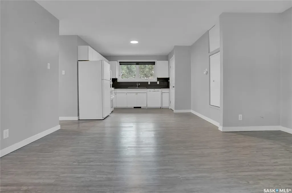 1228 Athabasca Street W Moose Jaw SK S6H 6C6