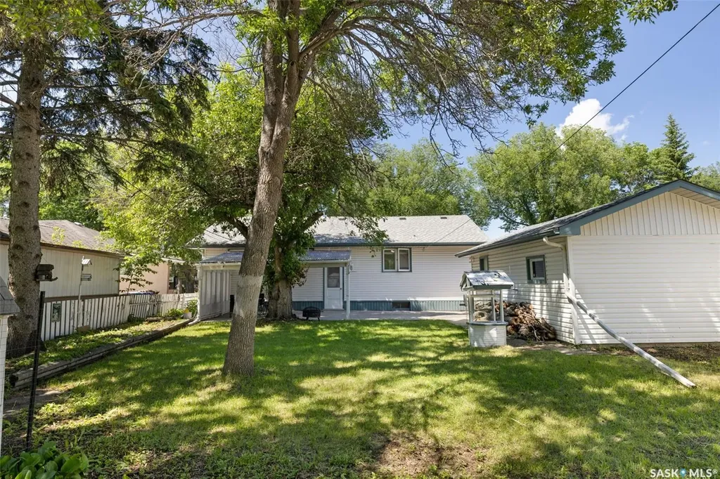 4343 England Road Regina SK S4R 4P2