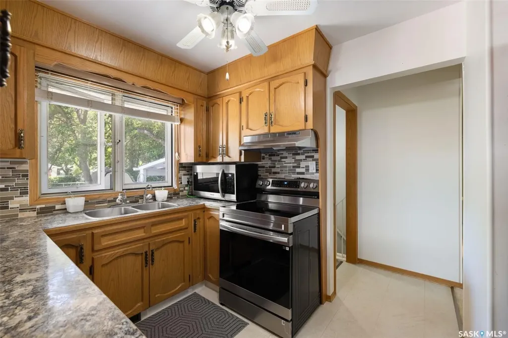4343 England Road Regina SK S4R 4P2