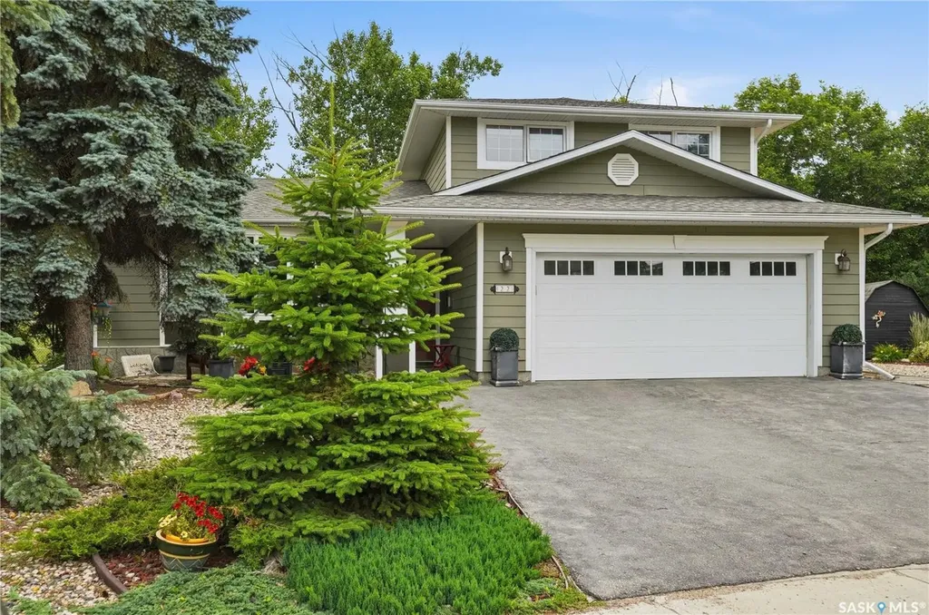22 Wesson Bay Regina SK S4S 6J5