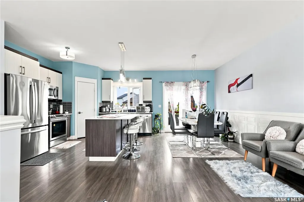 223 Ells Crescent Saskatoon SK S7L 6K6