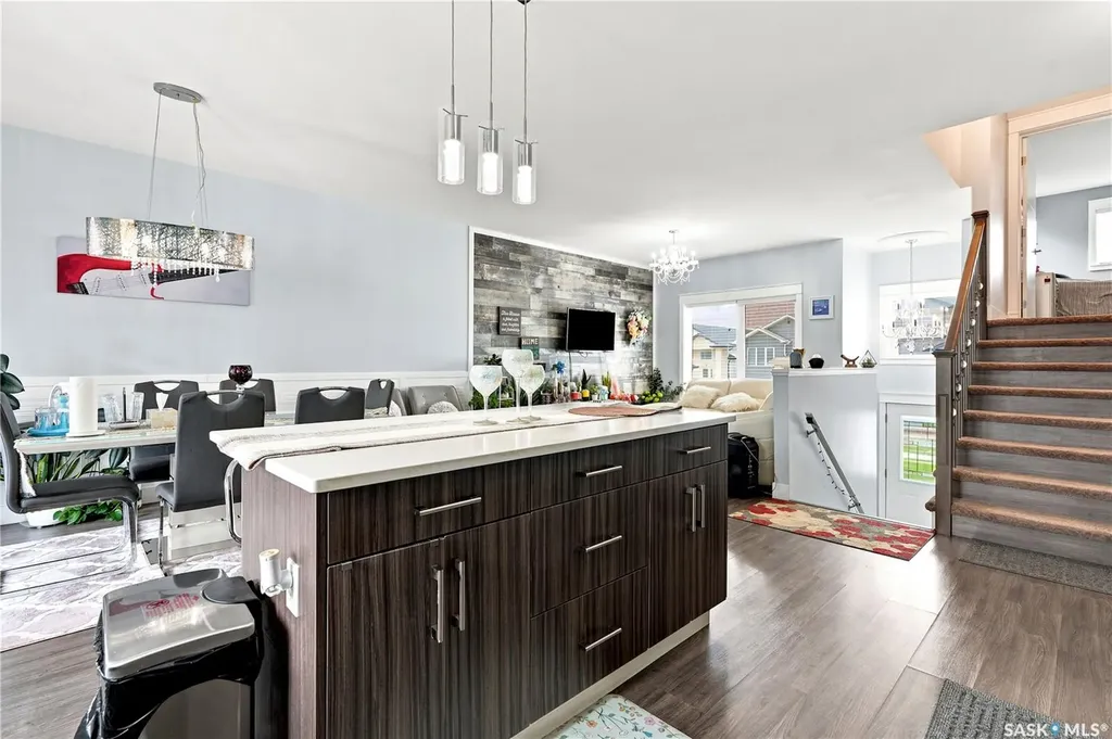 223 Ells Crescent Saskatoon SK S7L 6K6