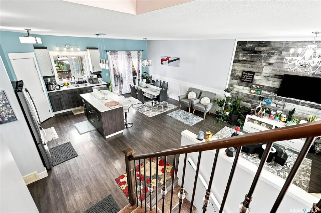 223 Ells Crescent Saskatoon SK S7L 6K6