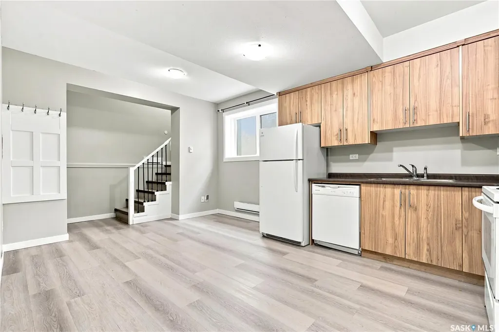 223 Ells Crescent Saskatoon SK S7L 6K6