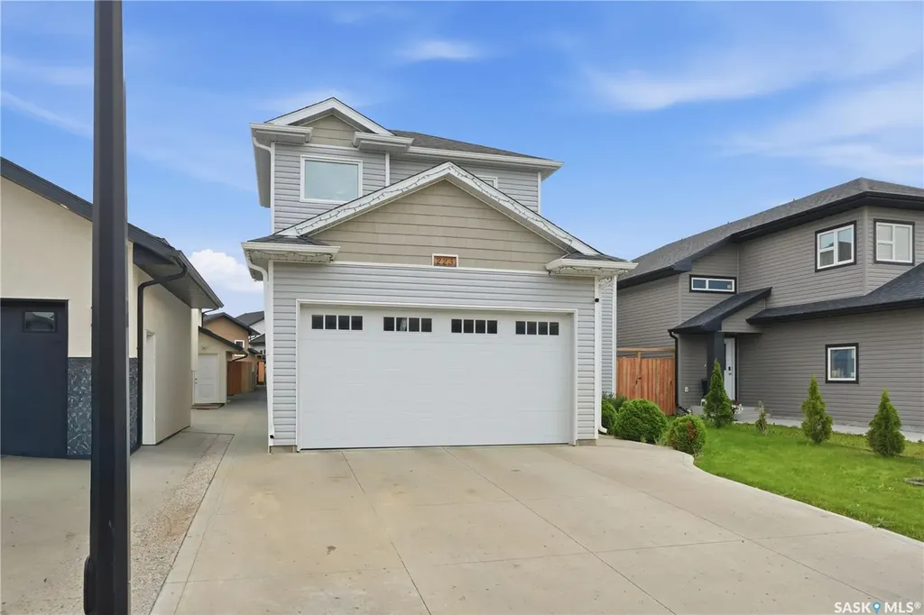 223 Ells Crescent Saskatoon SK S7L 6K6