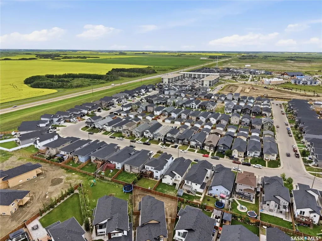 223 Ells Crescent Saskatoon SK S7L 6K6