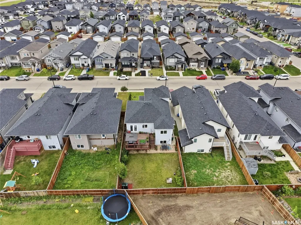 223 Ells Crescent Saskatoon SK S7L 6K6
