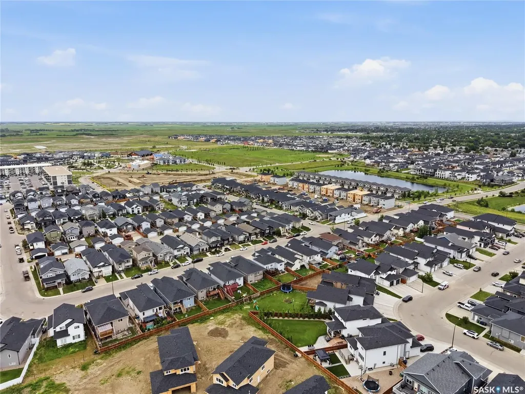 223 Ells Crescent Saskatoon SK S7L 6K6