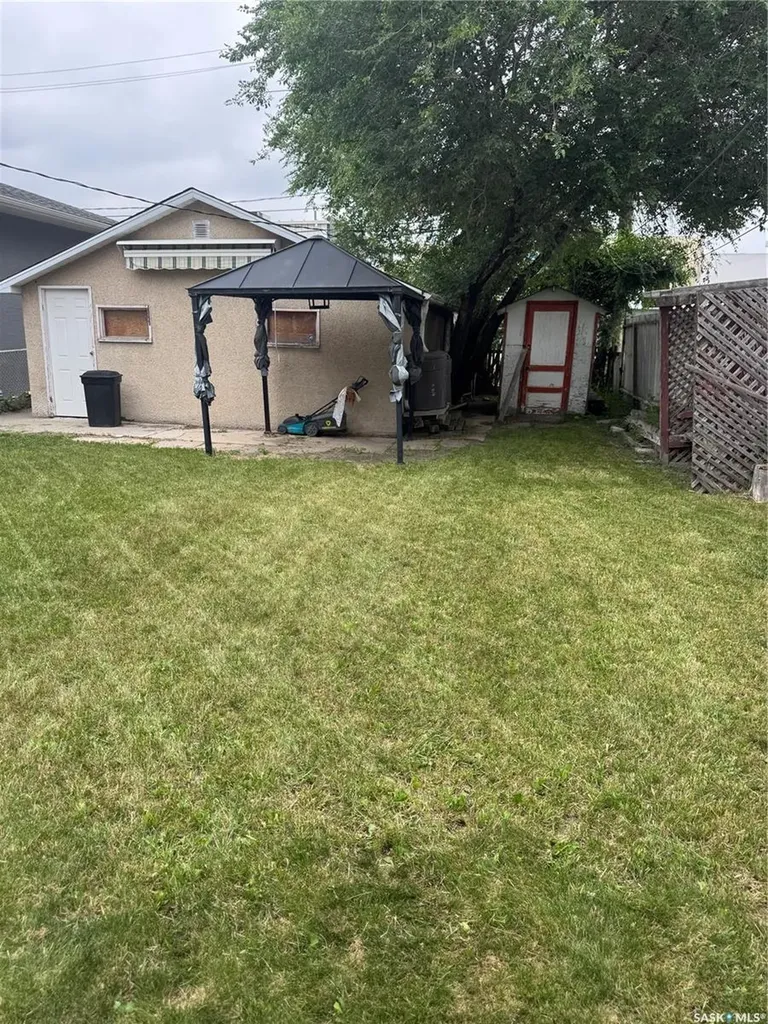 1620 Rothwell Street Regina SK S4N 3B8