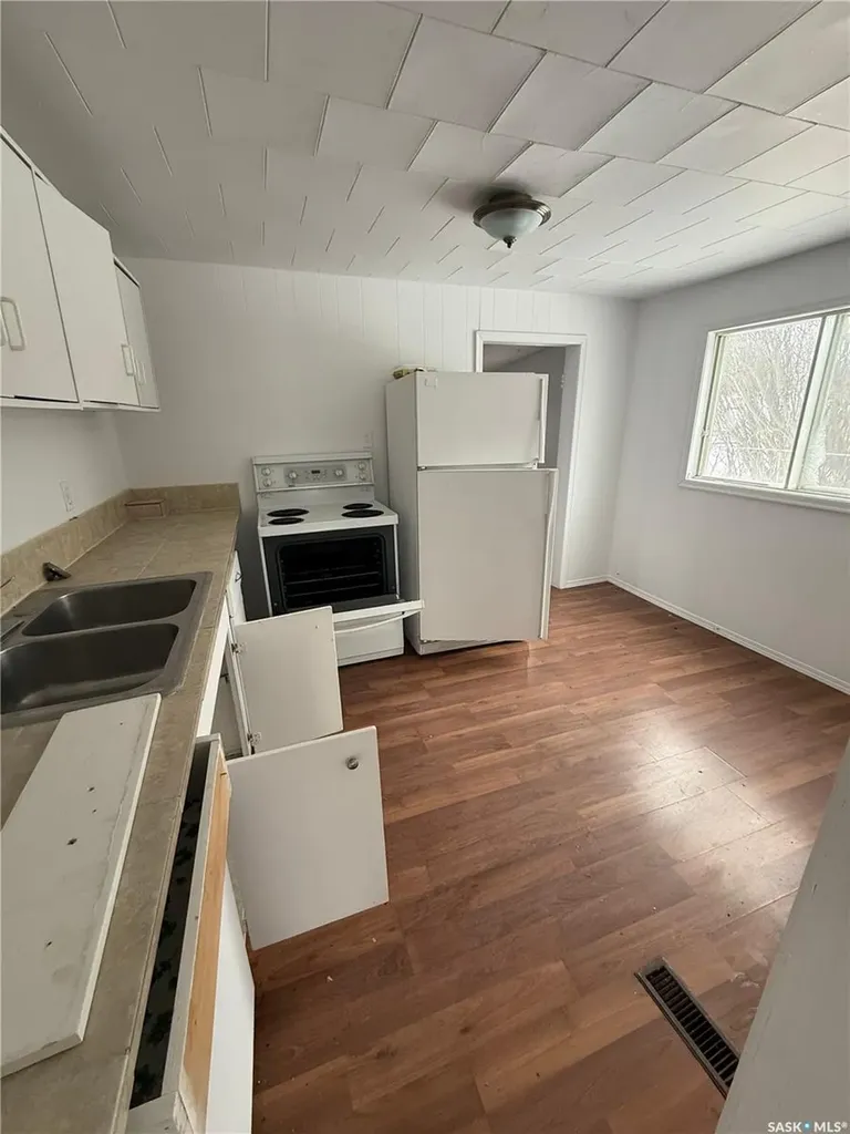216 & 218 Alexander Street Radisson SK S0K 3L0