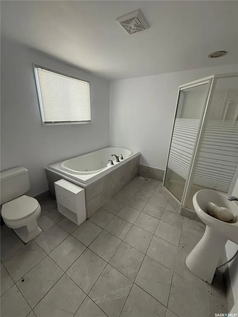 216 & 218 Alexander Street Radisson SK S0K 3L0