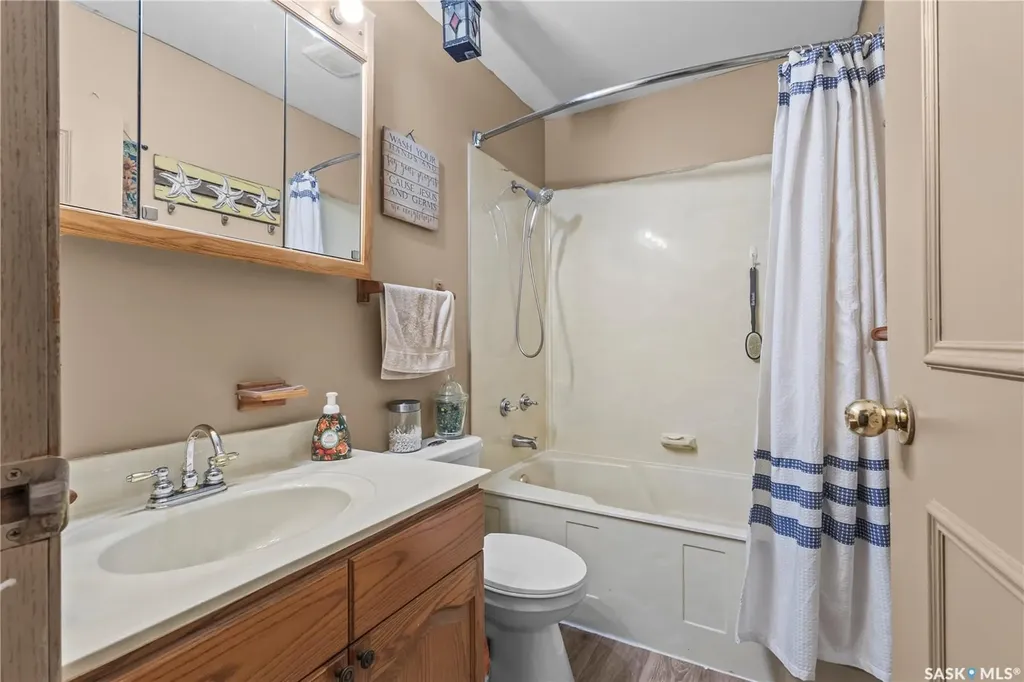 2450 15th Avenue E Prince Albert SK S6V 6J1