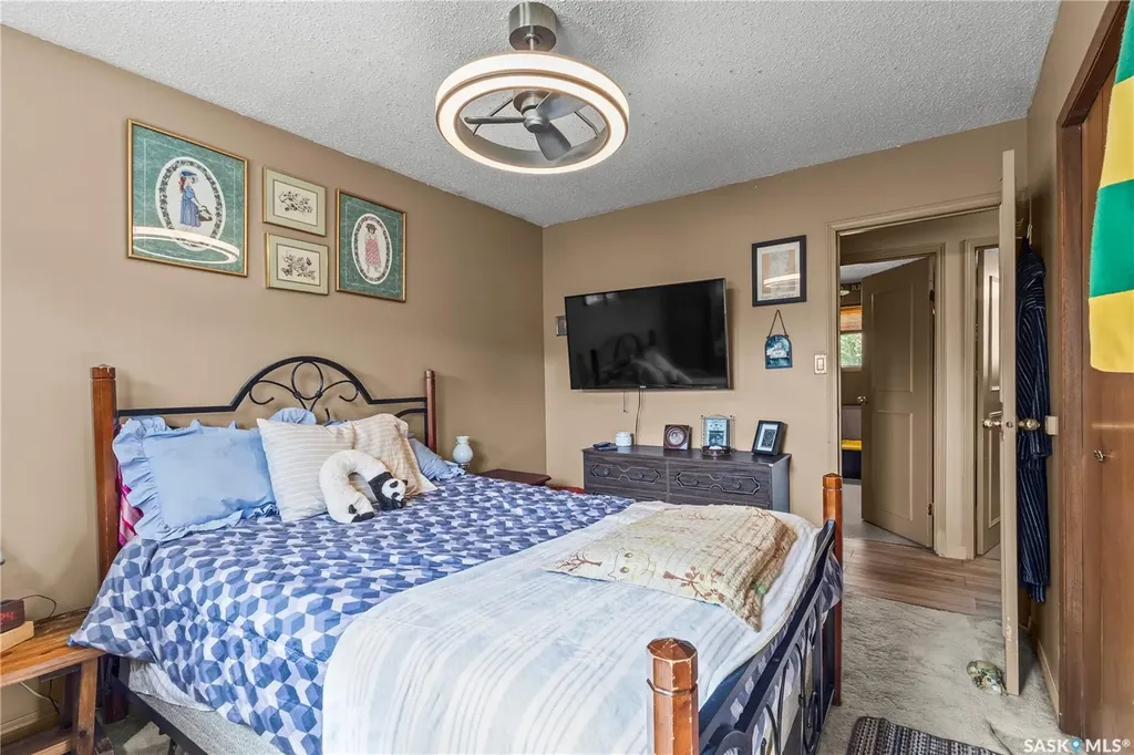 2450 15th Avenue E Prince Albert SK S6V 6J1