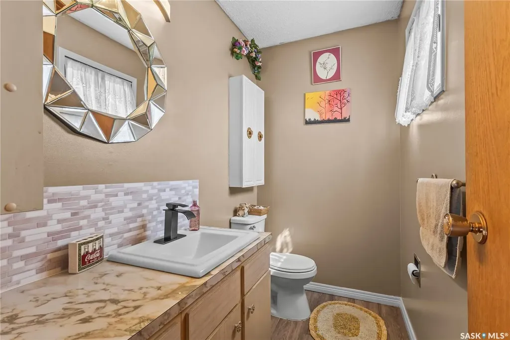 2450 15th Avenue E Prince Albert SK S6V 6J1