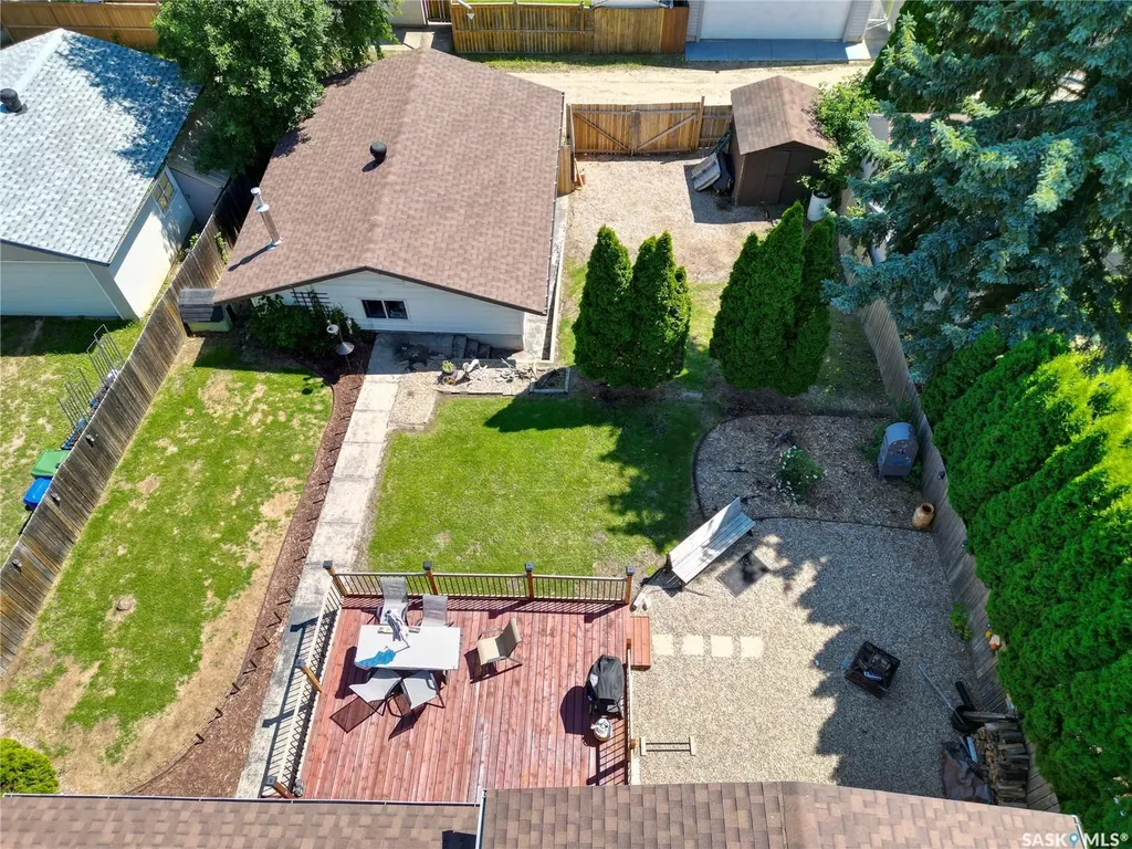 2450 15th Avenue E Prince Albert SK S6V 6J1