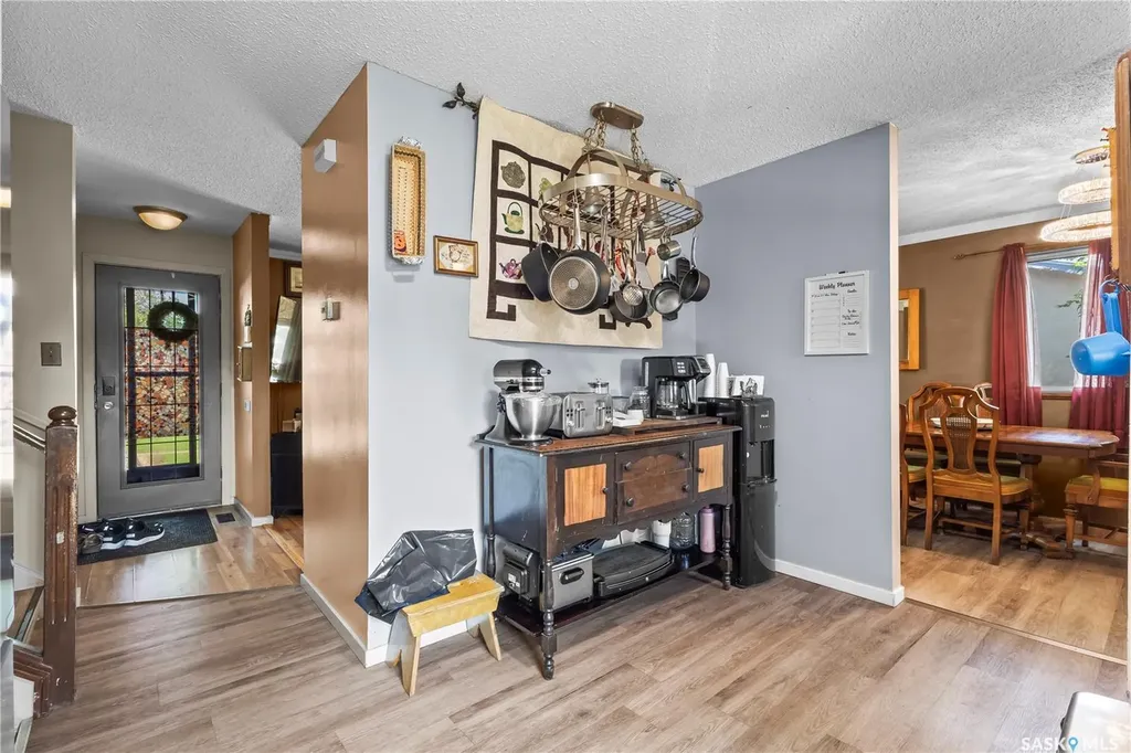2450 15th Avenue E Prince Albert SK S6V 6J1