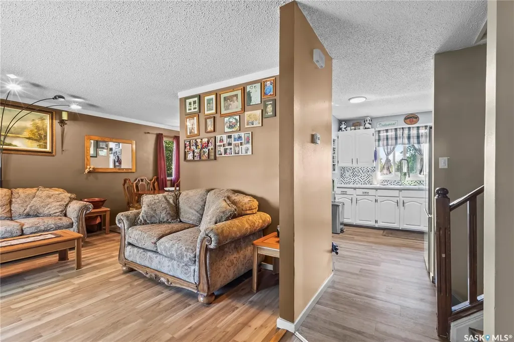 2450 15th Avenue E Prince Albert SK S6V 6J1