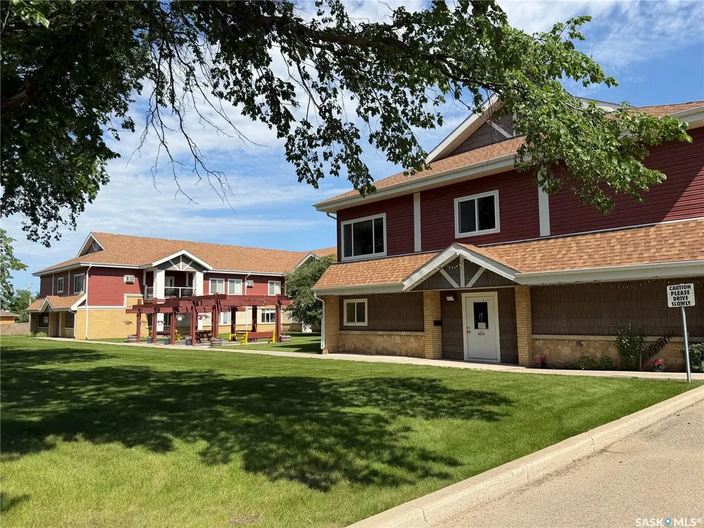 302 Bemister Avenue E Melfort SK S0E 1A0
