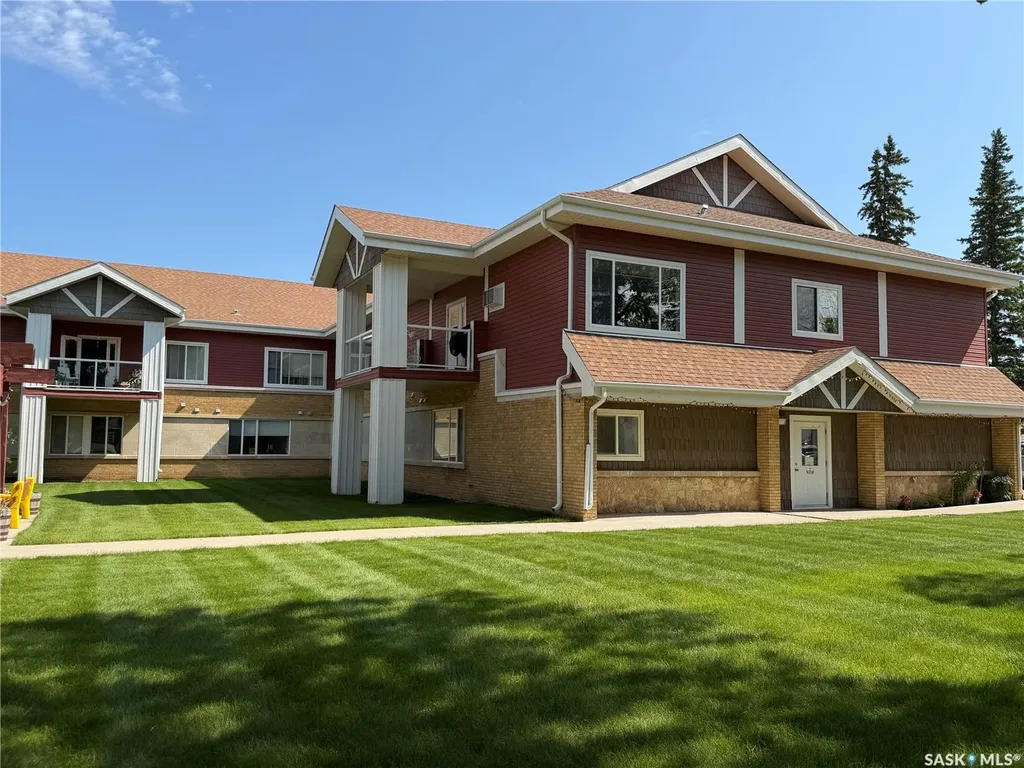 302 Bemister Avenue E Melfort SK S0E 1A0