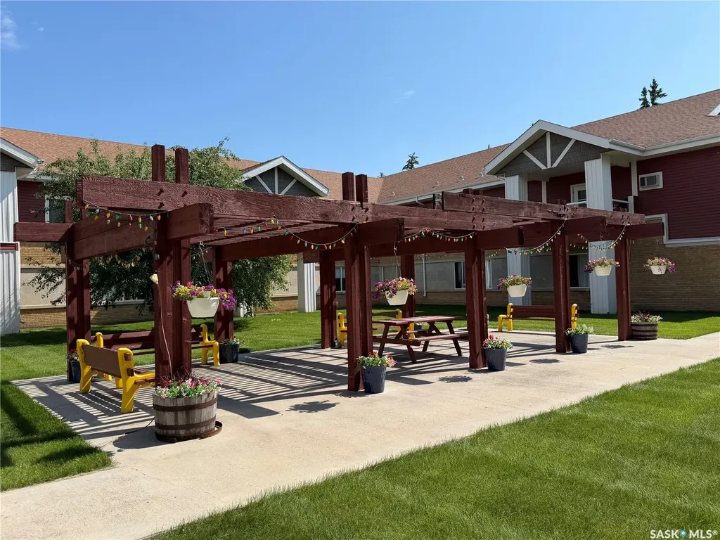 302 Bemister Avenue E Melfort SK S0E 1A0