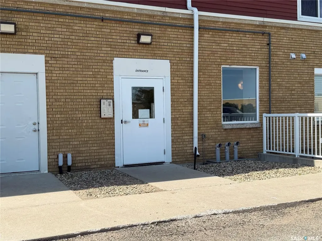 302 Bemister Avenue E Melfort SK S0E 1A0