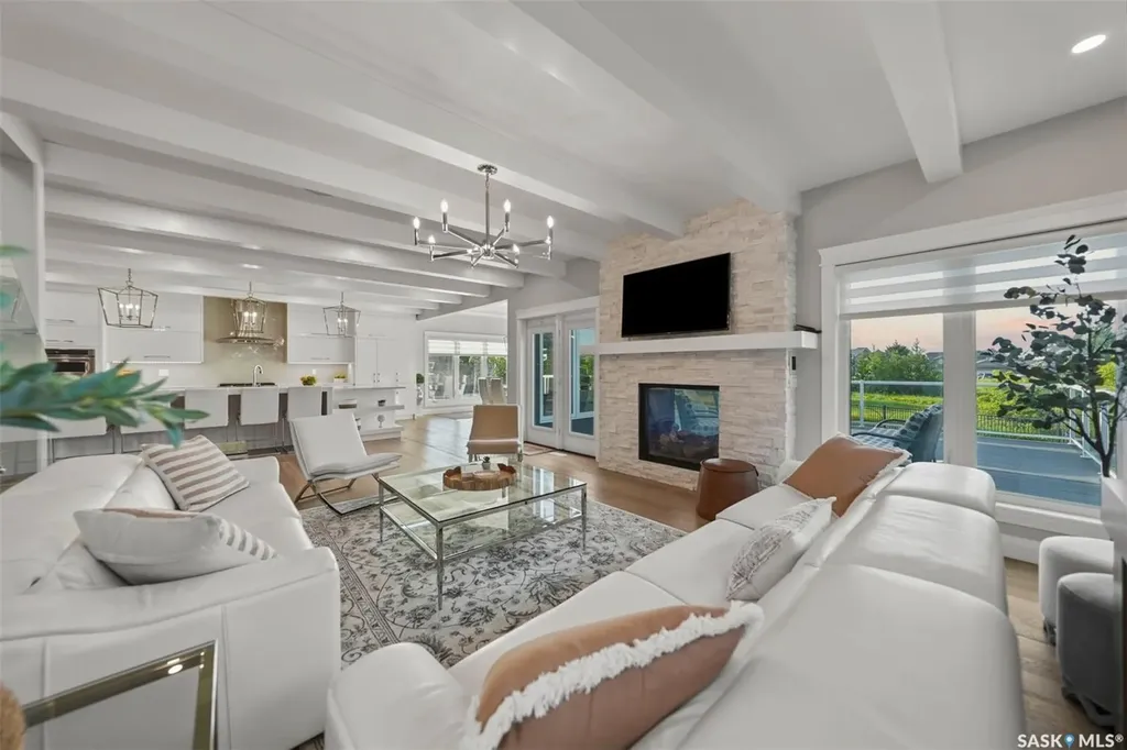 767 Beechdale Way Saskatoon SK S7V 0A6