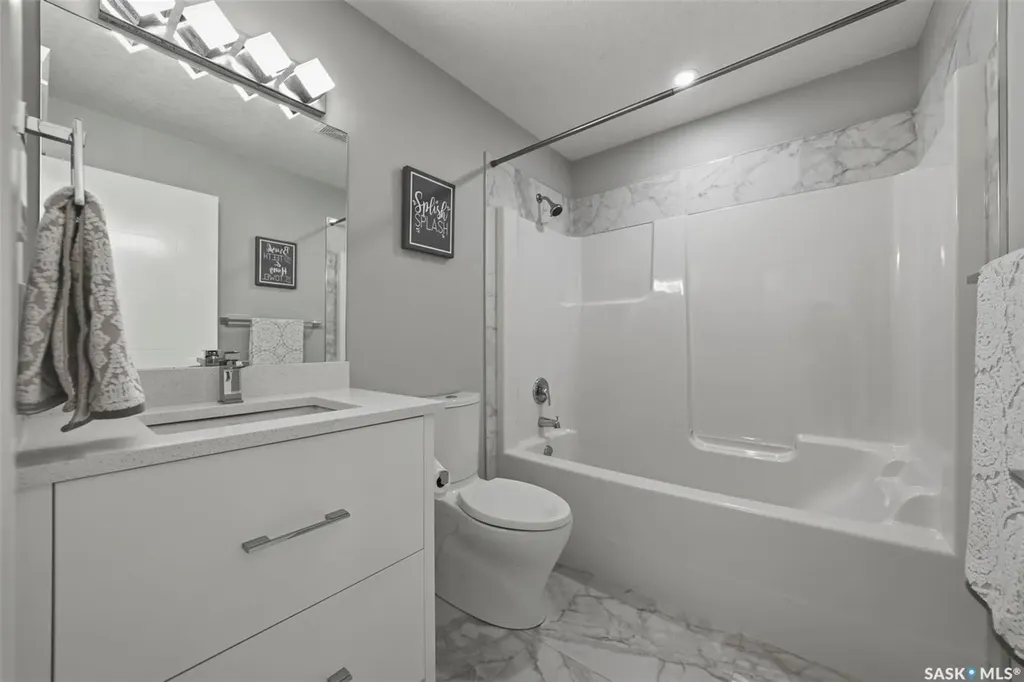 767 Beechdale Way Saskatoon SK S7V 0A6