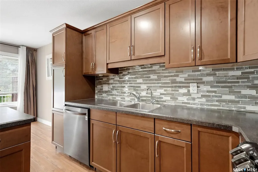 837 Connaught Street Regina SK S4T 6S3