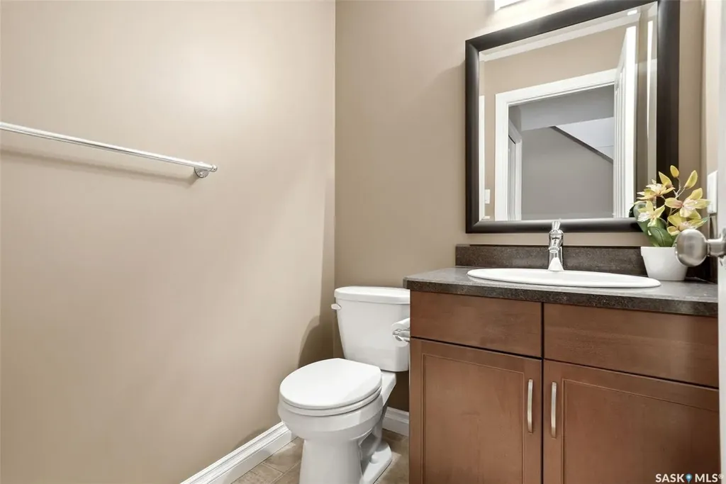837 Connaught Street Regina SK S4T 6S3