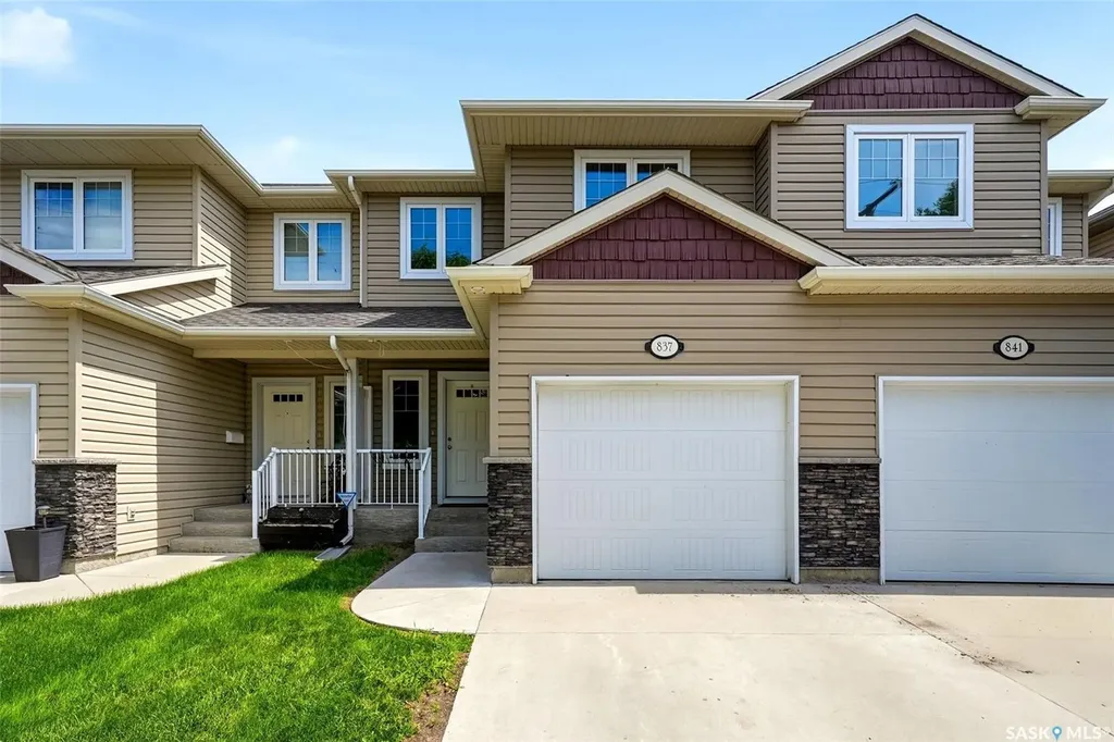 837 Connaught Street Regina SK S4T 6S3