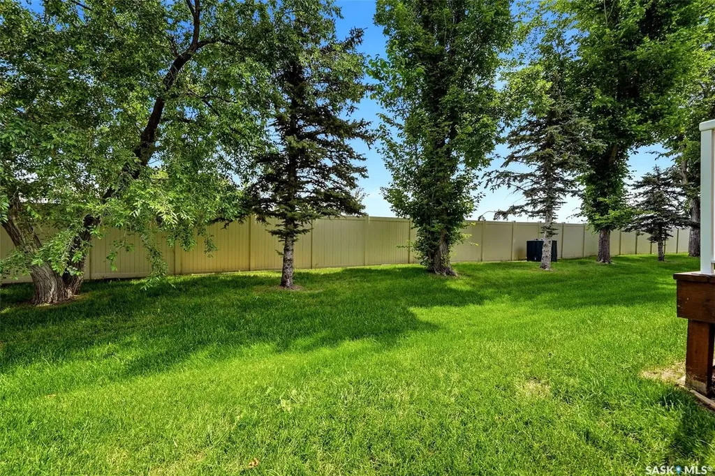 837 Connaught Street Regina SK S4T 6S3