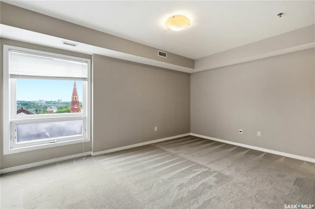902 Spadina Crescent E Saskatoon SK S7K 0G8