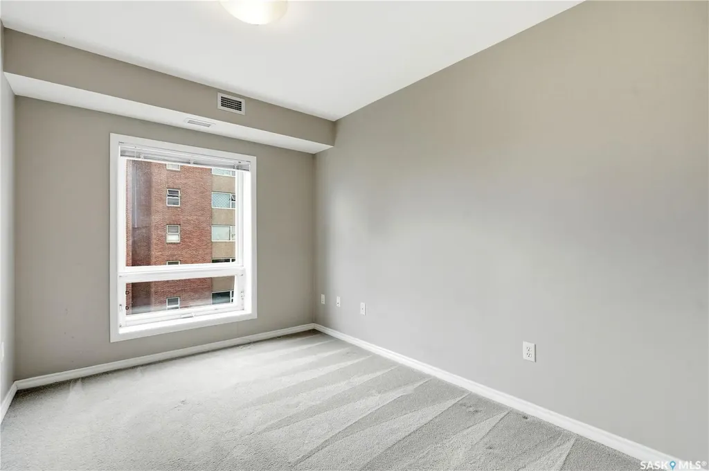 902 Spadina Crescent E Saskatoon SK S7K 0G8