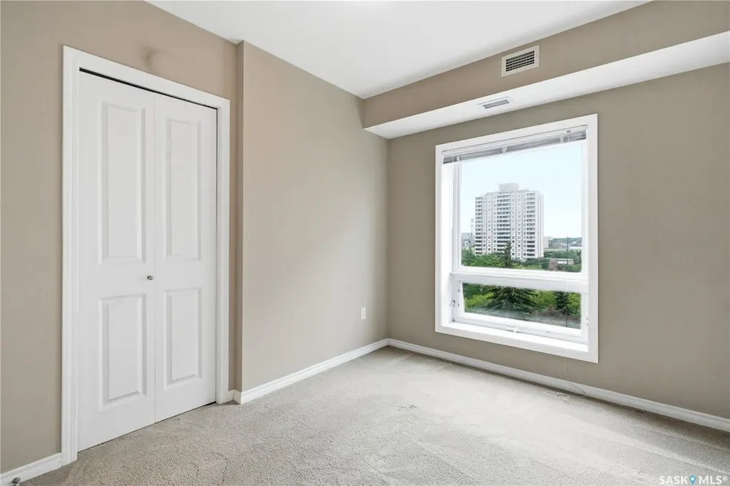 902 Spadina Crescent E Saskatoon SK S7K 0G8