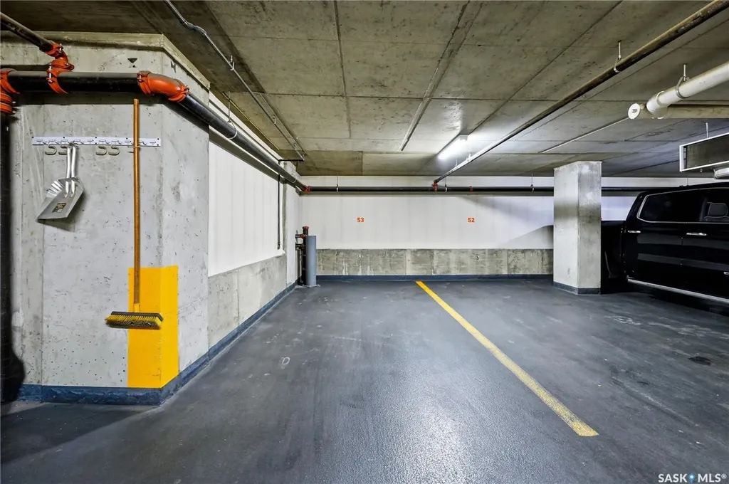 902 Spadina Crescent E Saskatoon SK S7K 0G8