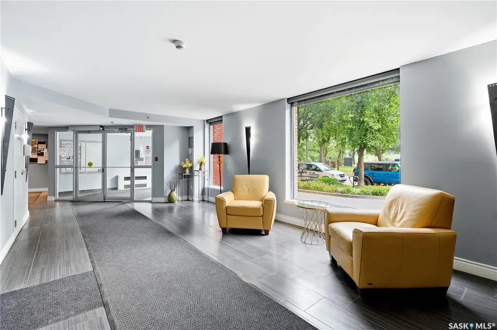 902 Spadina Crescent E Saskatoon SK S7K 0G8