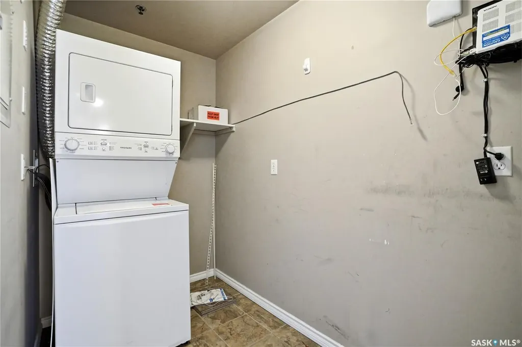 902 Spadina Crescent E Saskatoon SK S7K 0G8
