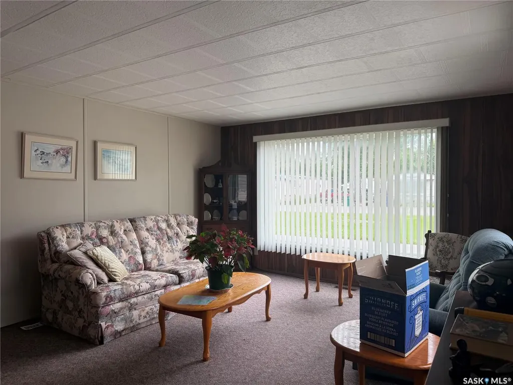 1455 9th Avenue NE Moose Jaw SK S6J 1C6