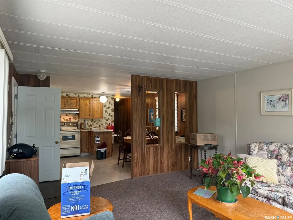 1455 9th Avenue NE Moose Jaw SK S6J 1C6
