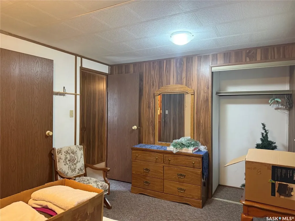 1455 9th Avenue NE Moose Jaw SK S6J 1C6