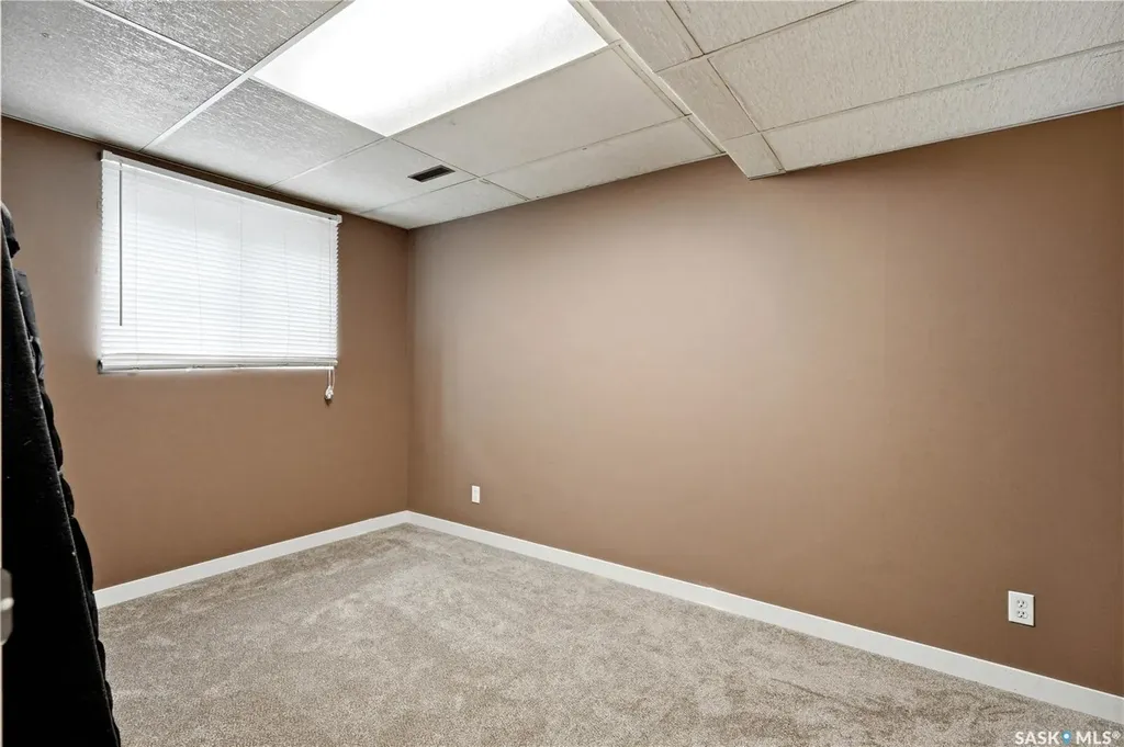 130 Flavelle Crescent Saskatoon SK S7L 6L2