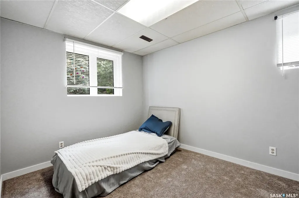130 Flavelle Crescent Saskatoon SK S7L 6L2