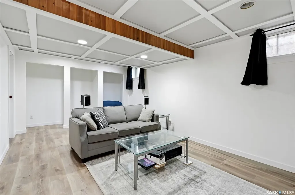 130 Flavelle Crescent Saskatoon SK S7L 6L2