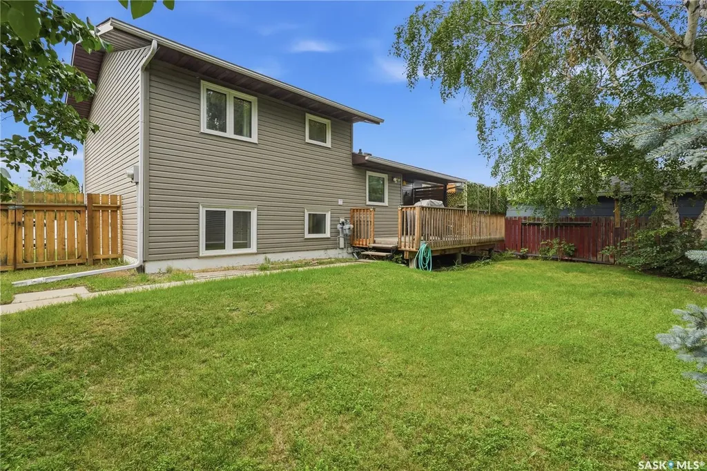 130 Flavelle Crescent Saskatoon SK S7L 6L2
