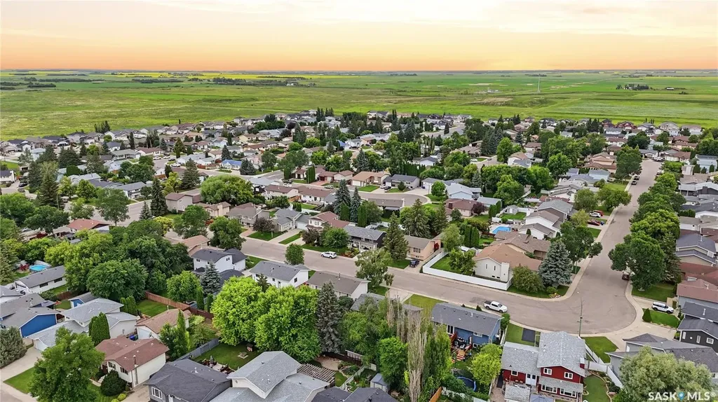 130 Flavelle Crescent Saskatoon SK S7L 6L2